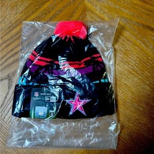 Dallas Cowboys Hat beanieEmbroidered unisex one size fits all NEW with tags